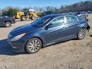 Hyundai Sonata SE 2.0L 4 2014