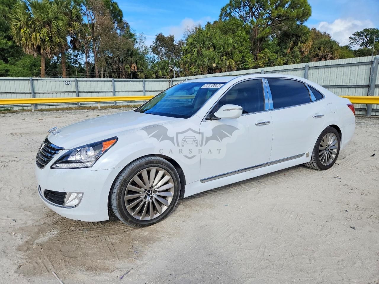 Hyundai Equus SIGNATURE 5.0L 8 2015