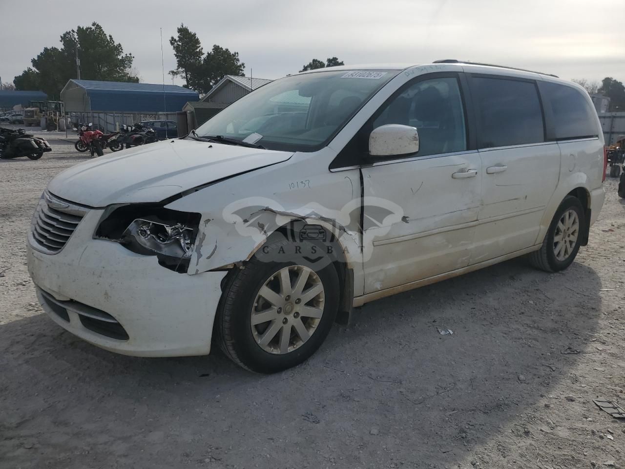 Chrysler Town & Country LX 3.6L 6 2015