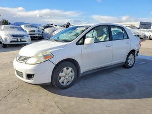Nissan Versa S 1.8L 4 2009