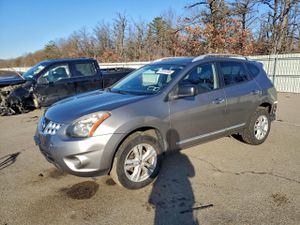 Nissan Rogue S 2.5L 4 2015
