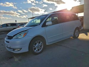 Toyota Sienna XLE 3.3L 6 2004