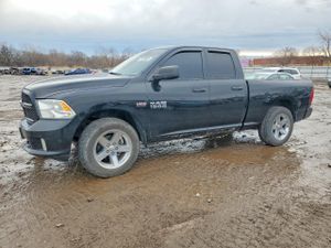 RAM 1500 ST 5.7L 8 2013