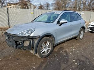 Porsche Cayenne 3.0L 6 2015