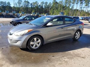 Hyundai Elantra GLS 1.8L 4 2013
