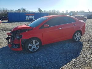 Chevrolet Aveo (Sonic) LTZ 1.4L 4 2015