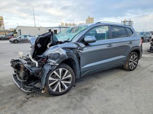 Volkswagen Taos SE 1.5L 4 2024