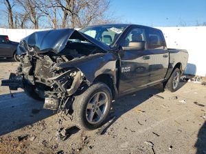 RAM 1500 ST 5.7L 8 2014