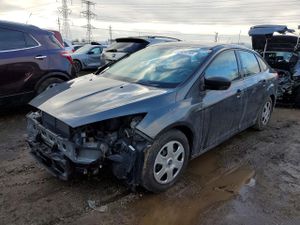 Ford Focus S 2.0L 4 2015
