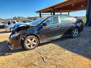 Toyota Camry L 2.5L 4 2013