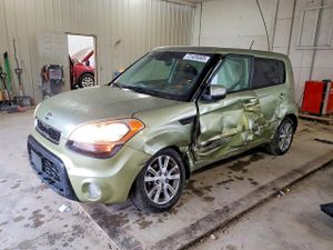 Kia Soul + 2.0L 4 2013