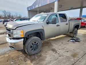 Chevrolet Silverado 1500 K2500 HEAVY DUTY LT 6.6L 8 2013