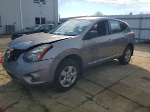 Nissan Rogue S 2.5L 4 2014