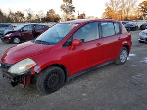 Nissan Versa S 1.8L 4 2010