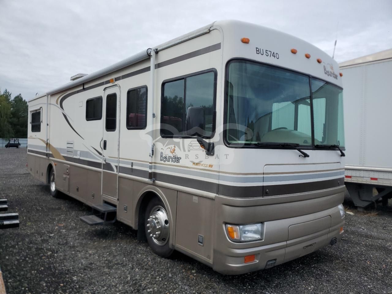 Freightliner X-line X LINE MOTOR HOME 5.9L 6 2001