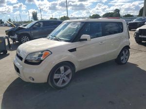 Kia Soul + 2.0L 4 2011