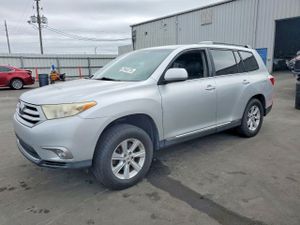 Toyota Highlander BASE 3.5L 6 2011