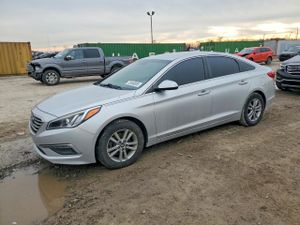 Hyundai Sonata SE 2.4L 4 2015