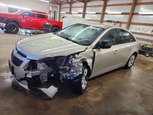 Chevrolet Cruze LS 1.8L 4 2013