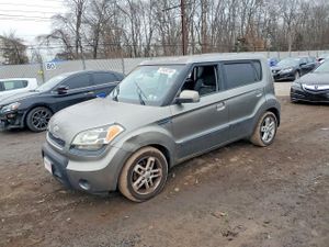 Kia Soul + 2.0L 4 2010