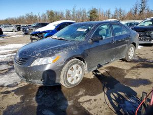 Toyota Camry BASE 2.4L 4 2009