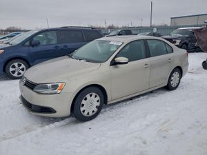 Volkswagen Jetta SE 2.0L 4 2013