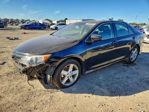 Toyota Camry BASE 2.5L 4 2012