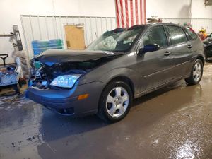 Ford Focus ZX5 2.0L 4 2005