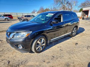 Nissan Pathfinder S 3.5L 6 2014