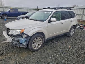 Subaru Forester 2.5X PREMIUM 2.5L 4 2013