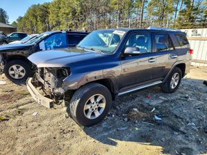 Toyota 4Runner SR5 4.0L 6 2011