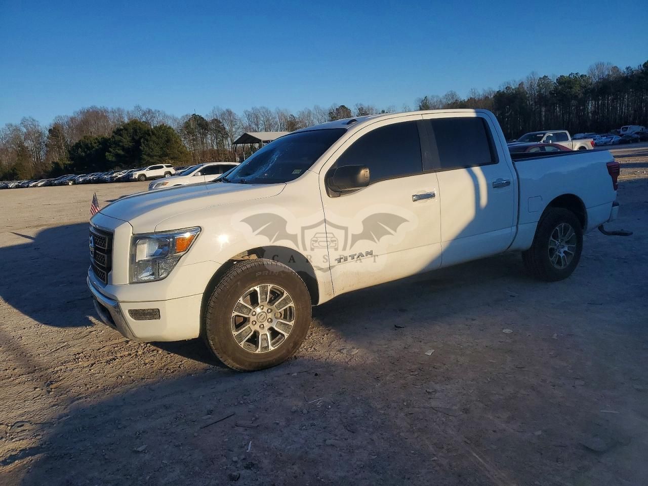Nissan Titan S 5.6L 8 2021