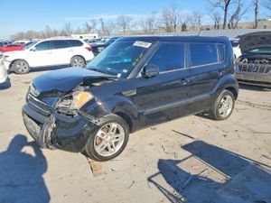 Kia Soul + 2.0L 4 2011