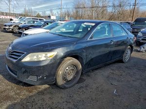 Toyota Camry BASE 2.5L 4 2011
