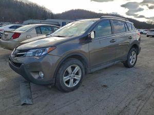 Toyota Rav4 XLE 2.5L 4 2014