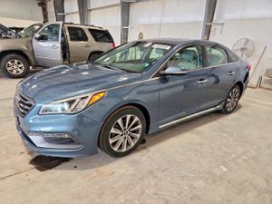 Hyundai Sonata SPORT 2.4L 4 2015