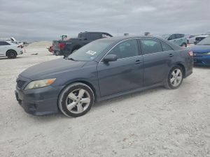 Toyota Camry BASE 2.5L 4 2011