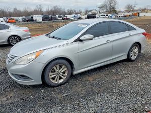 Hyundai Sonata GLS 2.4L 4 2014