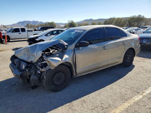 Volkswagen Jetta BASE 2 L 4 2015