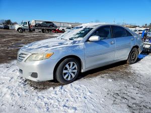 Toyota Camry BASE 2.5L 4 2010