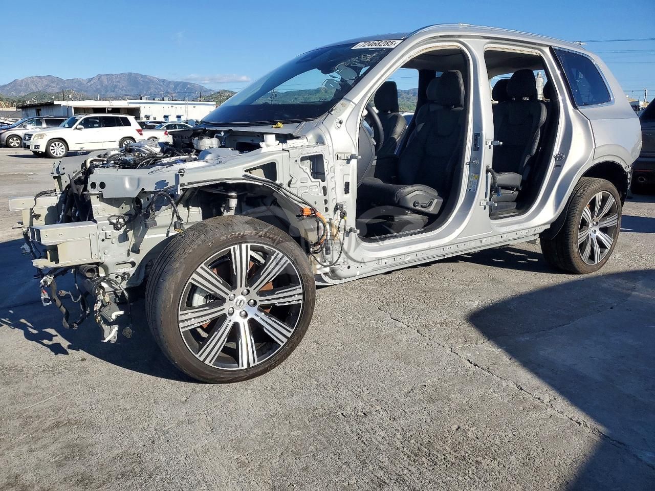 Volvo XC90 PLUS 2.0L 4 2024