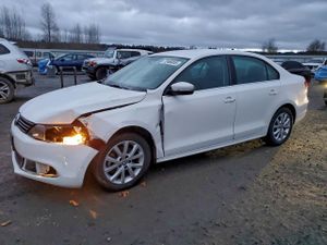 Volkswagen Jetta SE 2.5L 5 2013