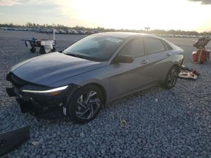 Hyundai Elantra SEL SPORT 2.0L 4 2025