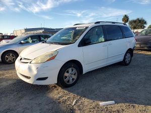 Toyota Sienna CE 3.3L 6 2006
