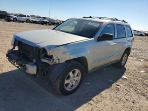 Jeep Grand Cherokee LAREDO 3.7L 6 2010