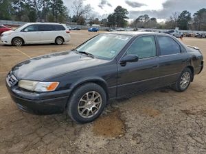 Toyota Camry CE 2.2L 4 1999