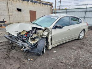 Nissan Altima BASE 2.5L 4 2010