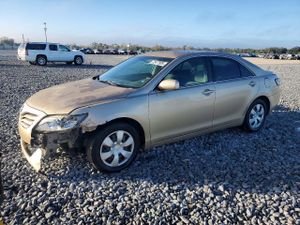 Toyota Camry BASE 2.5L 4 2010