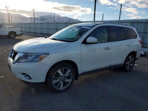 Nissan Pathfinder S 3.5L 6 2014
