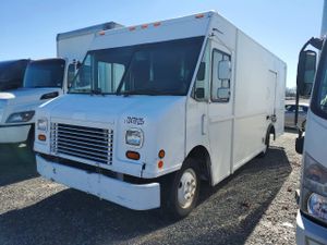 Freightliner Business Class M2 M LINE WALK-IN VAN 6.7L 6 2006